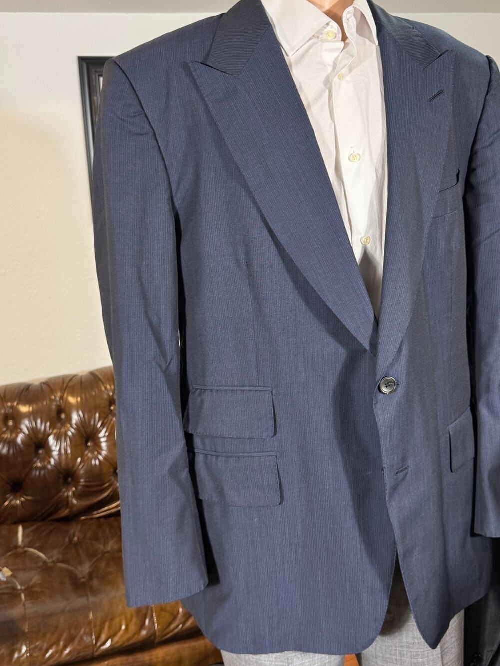 Tom Ford Navy Blue Wool Striped 58 48R Peak Lapel Blazer Suit Jacket